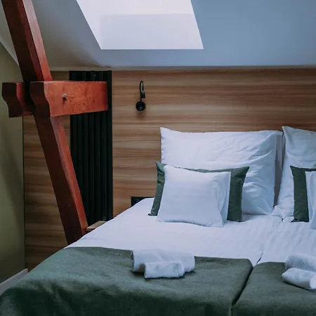 Sztuka Gor Bed & Breakfast